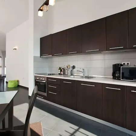 Sunset Bay View דירה טרוגיר